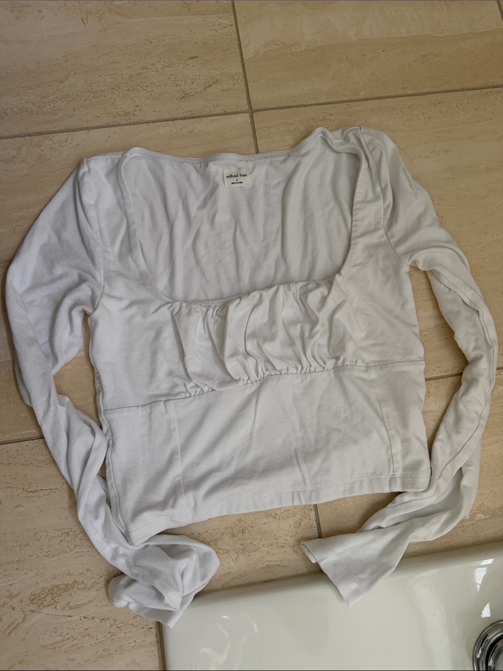 Wilfred Cropped White Long-Sleeve Gathered Front Top